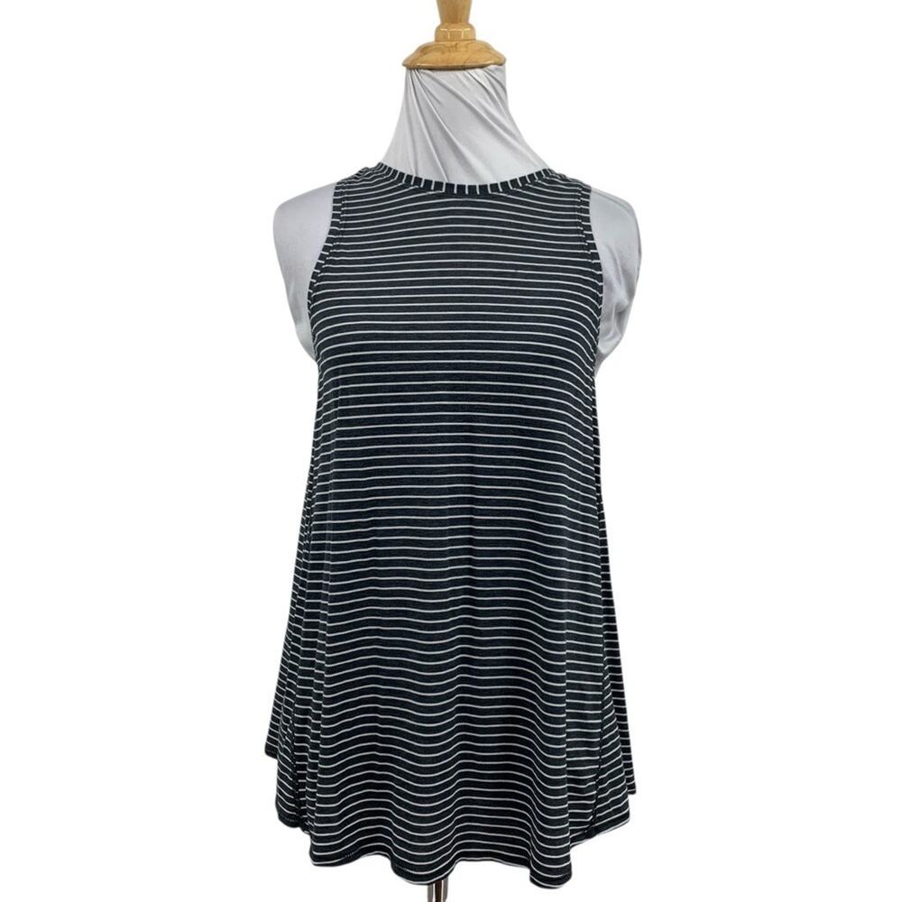 Lululemon Tank Top Womens Medium 6 Gray White All Tied Up Striped Open Back